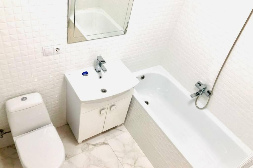 новобудова авалон, стрийська Apartment